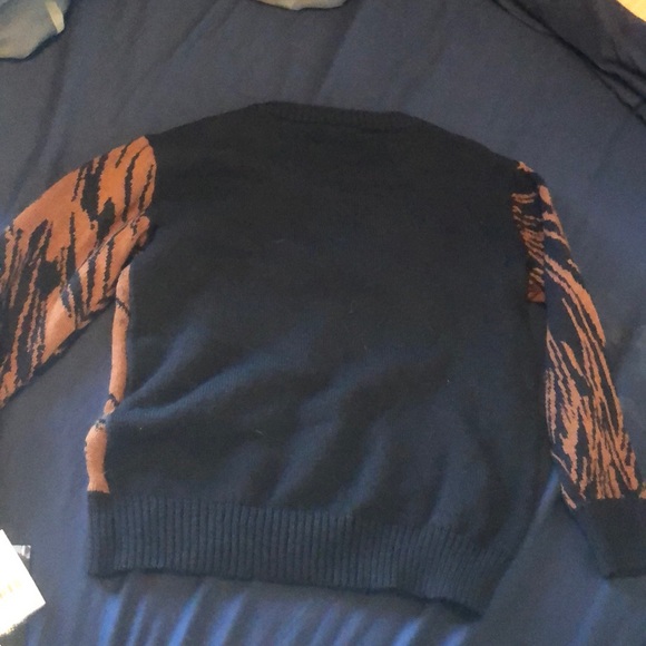 Chewbacca Sweater - Picture 2 of 3